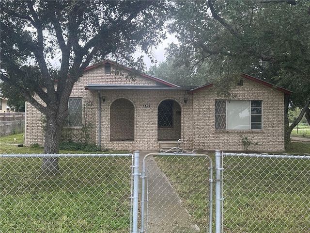 1401 E Henrietta Ave, Kingsville, TX 78363
