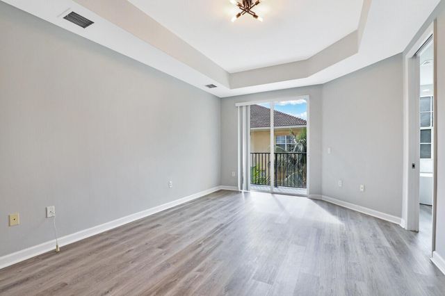 2425 San Pietro Circle, Palm Beach Gardens, FL 33410