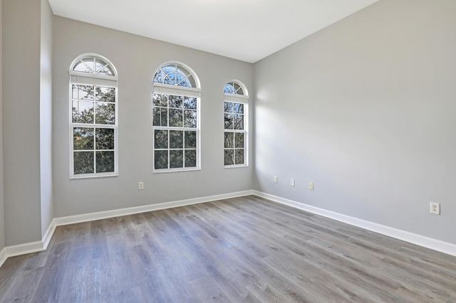 2425 San Pietro Circle, Palm Beach Gardens, FL 33410