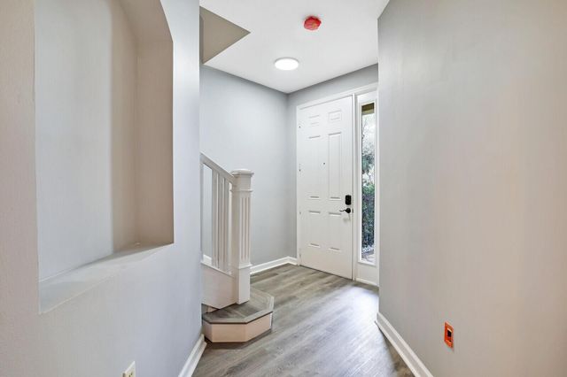 2425 San Pietro Circle, Palm Beach Gardens, FL 33410
