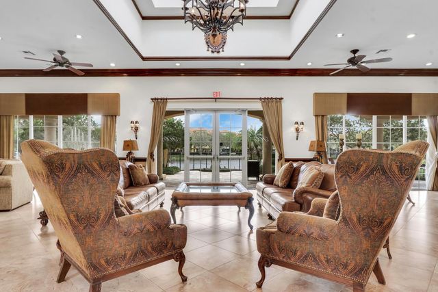 2425 San Pietro Circle, Palm Beach Gardens, FL 33410