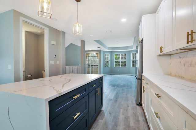 2425 San Pietro Circle, Palm Beach Gardens, FL 33410