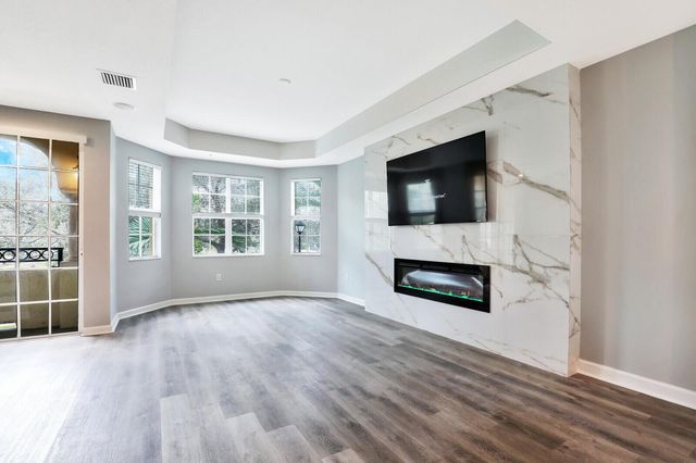 2425 San Pietro Circle, Palm Beach Gardens, FL 33410