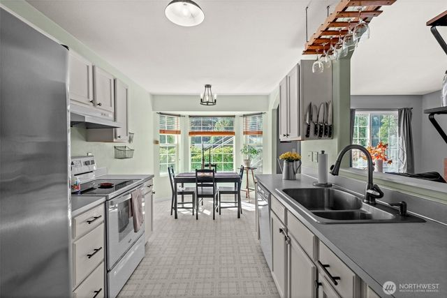 10939 Branch Place SE, Port Orchard, WA 98367