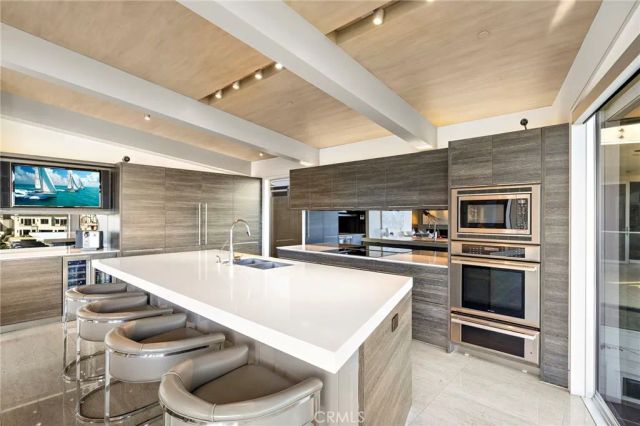 232 Hazel, Corona Del Mar, CA 92625