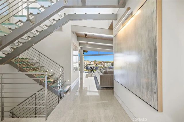 232 Hazel, Corona Del Mar, CA 92625