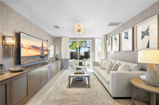 232 Hazel, Corona Del Mar, CA 92625