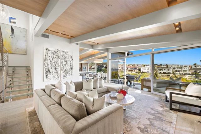 232 Hazel, Corona Del Mar, CA 92625