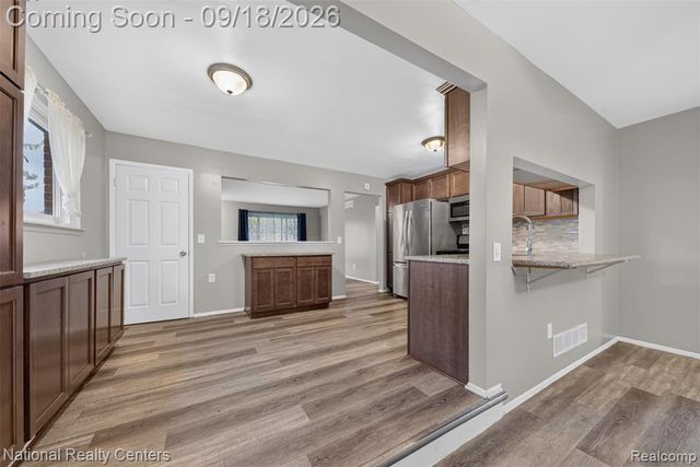 43843 Applewood Road, Canton, MI 48188
