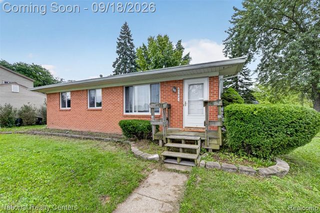 43843 Applewood Road, Canton, MI 48188