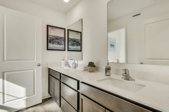 511 Adirondack Court, Joliet, IL 60436