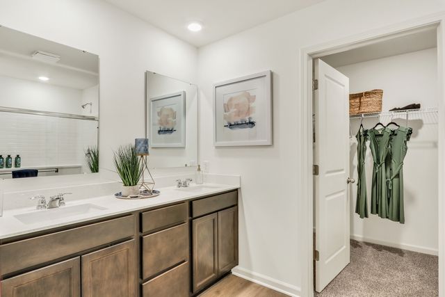 511 Adirondack Court, Joliet, IL 60436