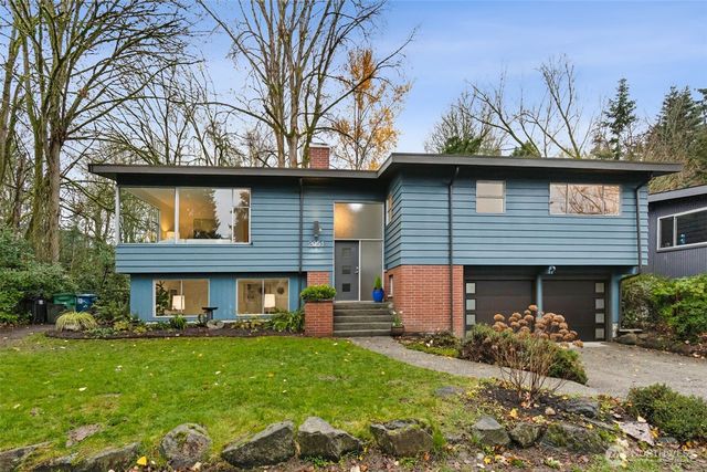 2051 NE 97th Street, Seattle, WA 98115