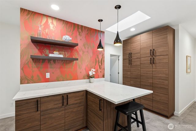 2051 NE 97th Street, Seattle, WA 98115