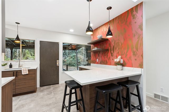 2051 NE 97th Street, Seattle, WA 98115