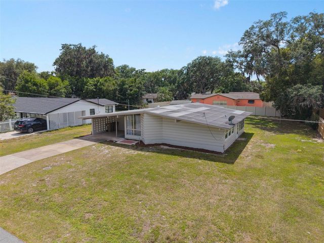 455 BELLE AYRE DRIVE, Mount Dora, FL 32757