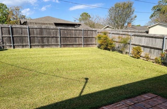 1825 Glenway Drive, Sherman, TX 75092