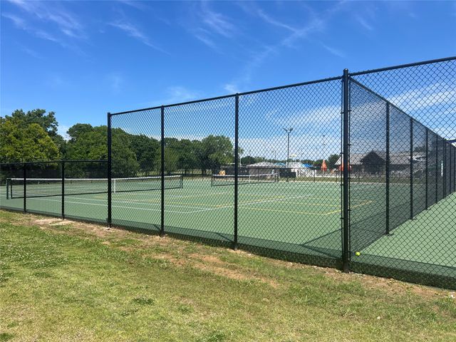 1825 Glenway Drive, Sherman, TX 75092