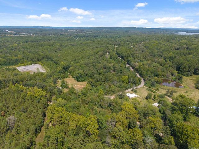 504 Boar Road, Clinton, AR 72031