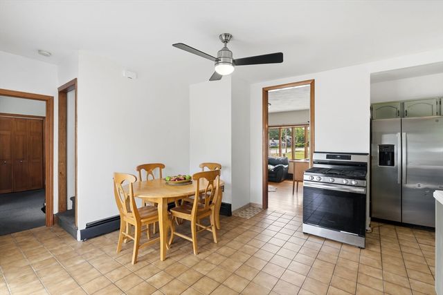 917 Newman Ave, Seekonk, MA 02771