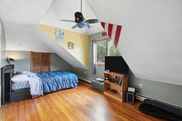 917 Newman Ave, Seekonk, MA 02771