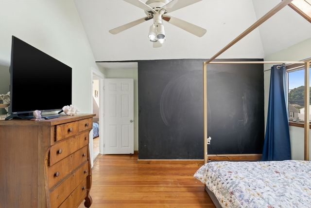 917 Newman Ave, Seekonk, MA 02771