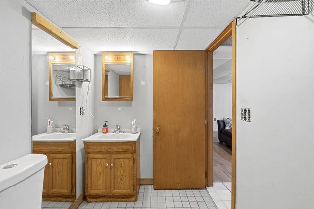 917 Newman Ave, Seekonk, MA 02771