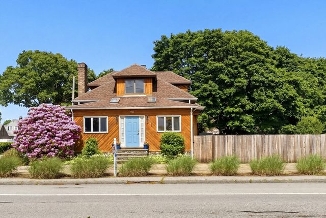 917 Newman Ave, Seekonk, MA 02771