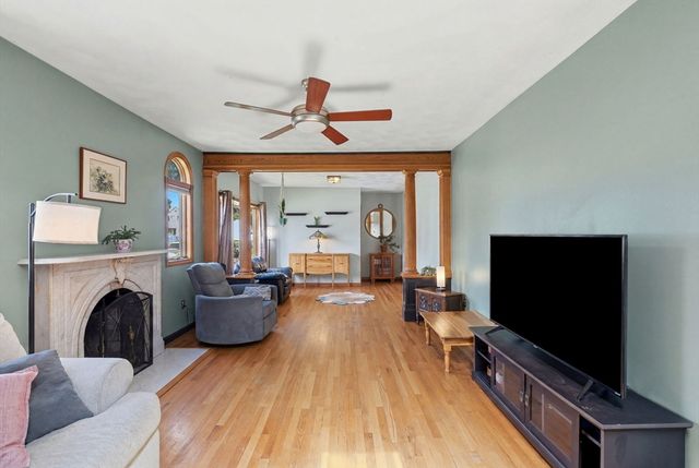 917 Newman Ave, Seekonk, MA 02771