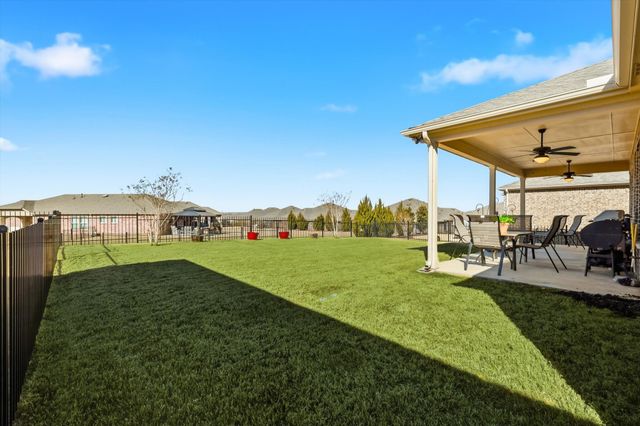 7656 Redwood Forest Lane, Little Elm, TX 76227