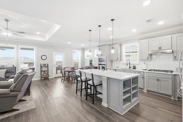 7656 Redwood Forest Lane, Little Elm, TX 76227