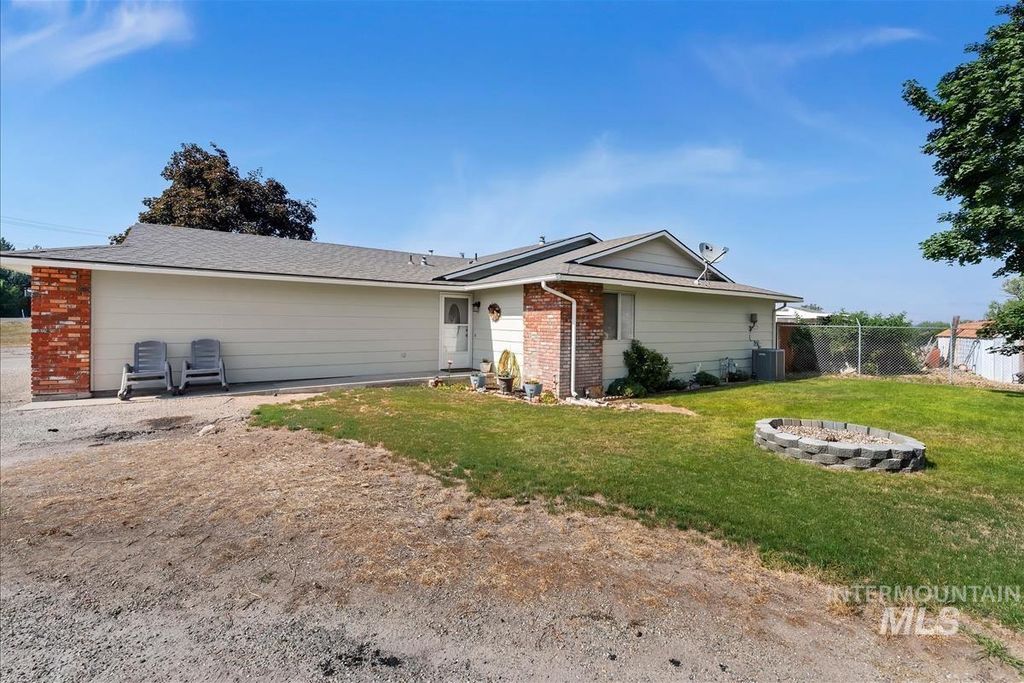 10560 W Fox Ridge Dr, Boise, ID 83709 photo 1