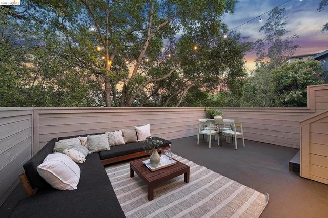 6869 Bristol Dr, Berkeley, CA 94705