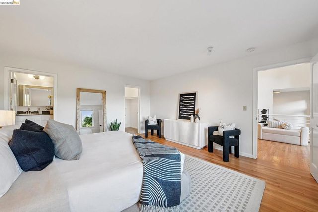 6869 Bristol Dr, Berkeley, CA 94705