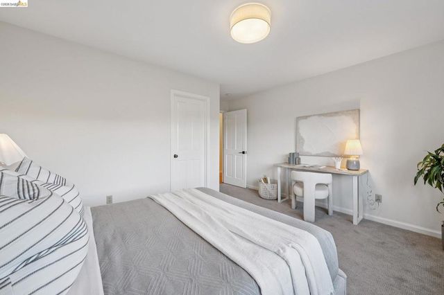 6869 Bristol Dr, Berkeley, CA 94705