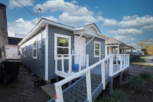 3120 Stonewall Street, Houston, TX 77020