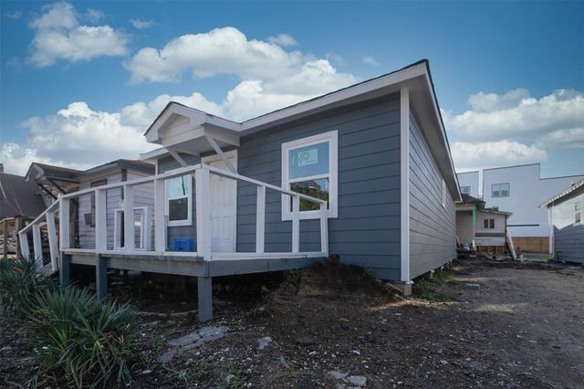 3120 Stonewall Street, Houston, TX 77020