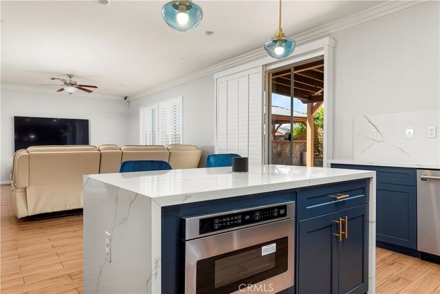 20251 Dorothy, Saugus, CA 91350