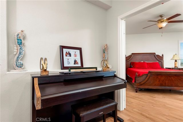 20251 Dorothy, Saugus, CA 91350