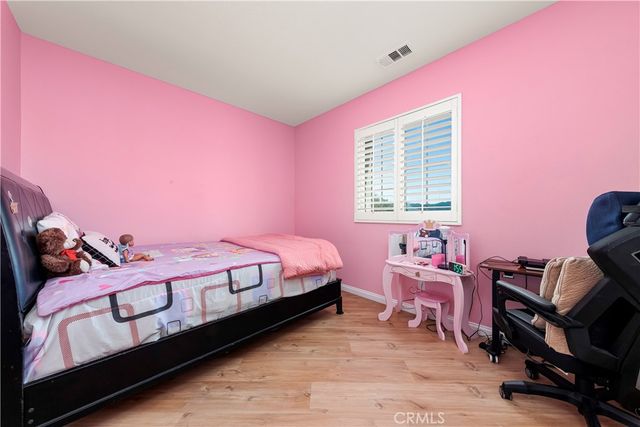 20251 Dorothy, Saugus, CA 91350