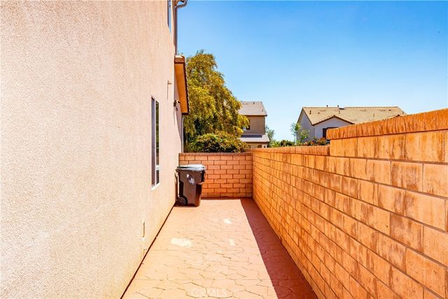 20251 Dorothy, Saugus, CA 91350