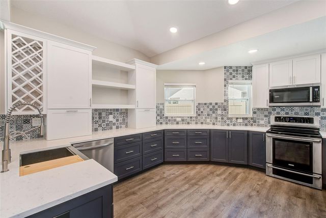 3106 FEATHERWOOD COURT, Clearwater, FL 33759