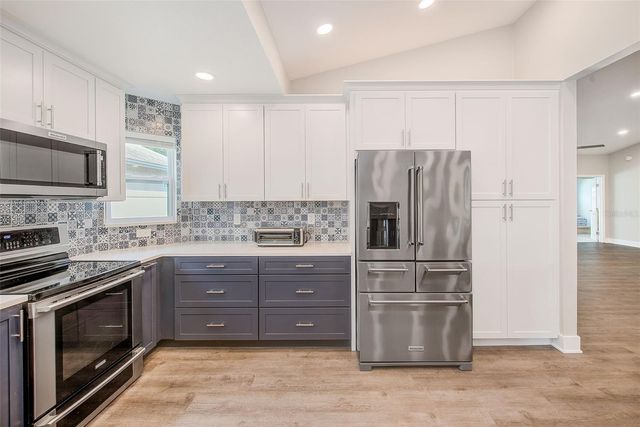 3106 FEATHERWOOD COURT, Clearwater, FL 33759