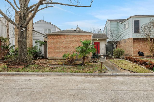 1912 Trixie Lane, Houston, TX 77042
