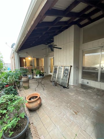 1912 Trixie Lane, Houston, TX 77042