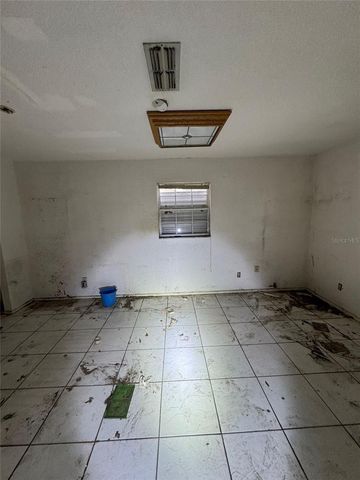 639 HAND AVENUE, Sarasota, FL 34232