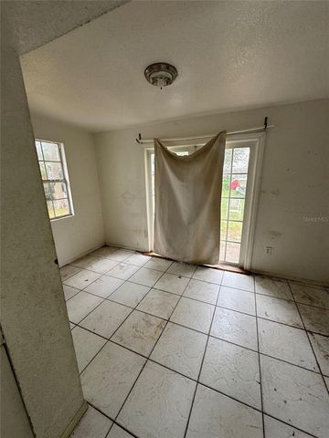 639 HAND AVENUE, Sarasota, FL 34232