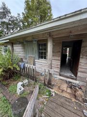 639 HAND AVENUE, Sarasota, FL 34232