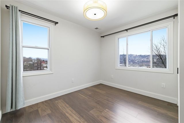 3 3rd Ave, Rankin, PA 15104