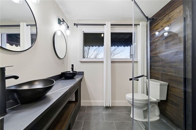 3 3rd Ave, Rankin, PA 15104